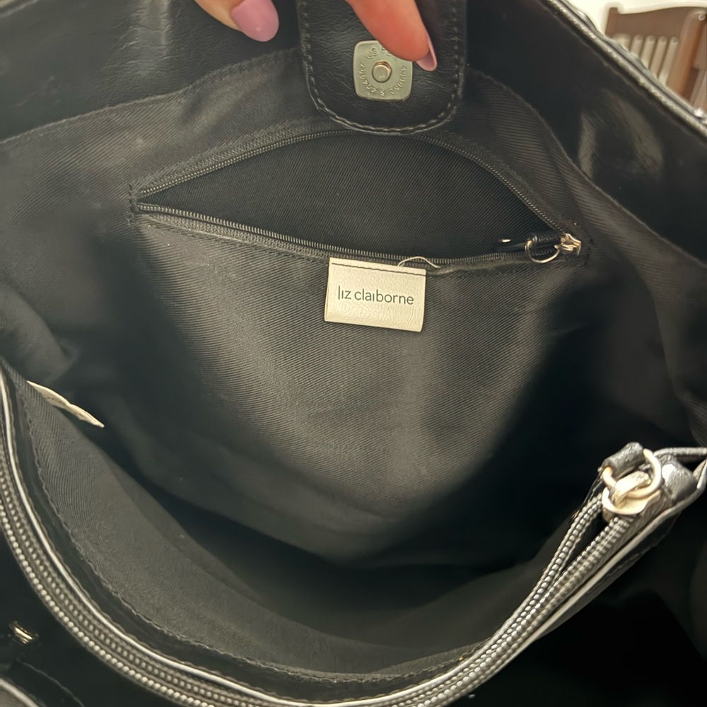 Purse - Picture 4 of 9